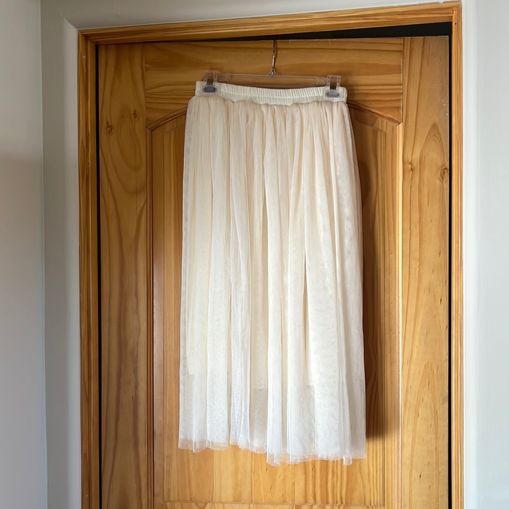 Beautiful tulle womens or teens skirt